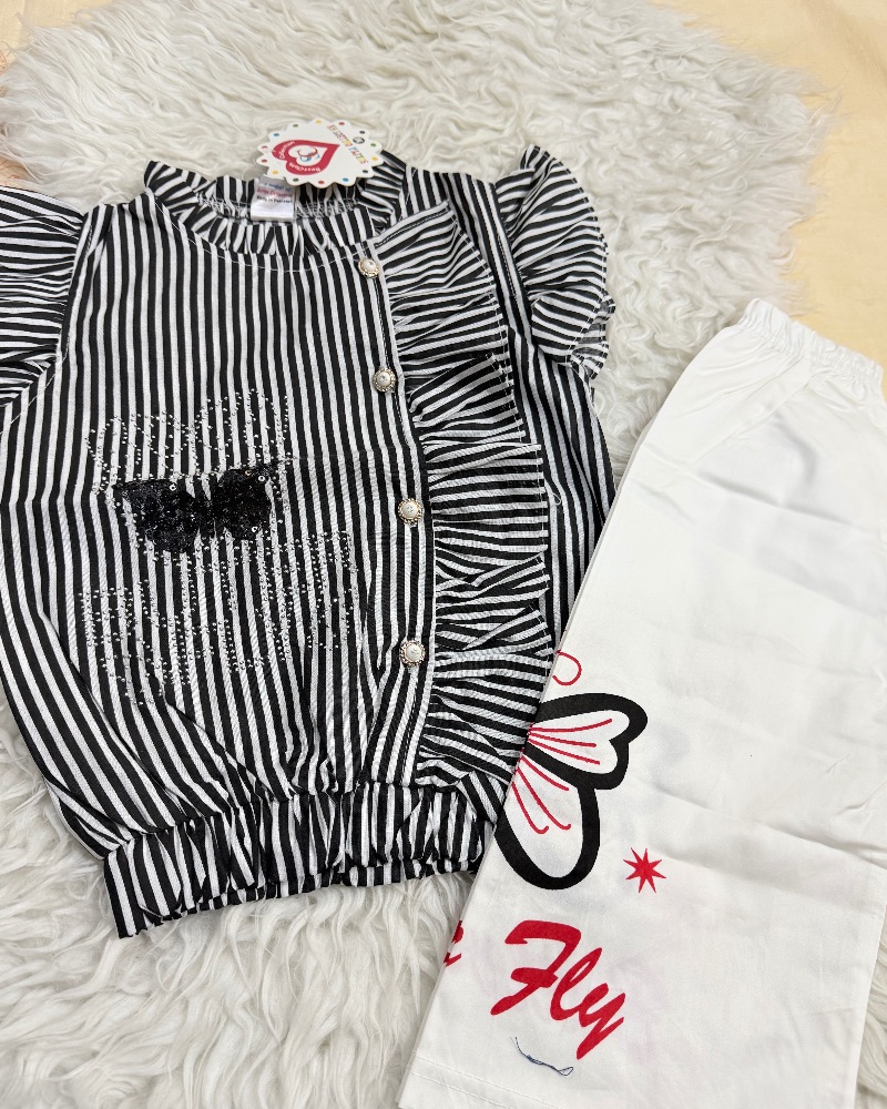Sequence shirts and trousers 